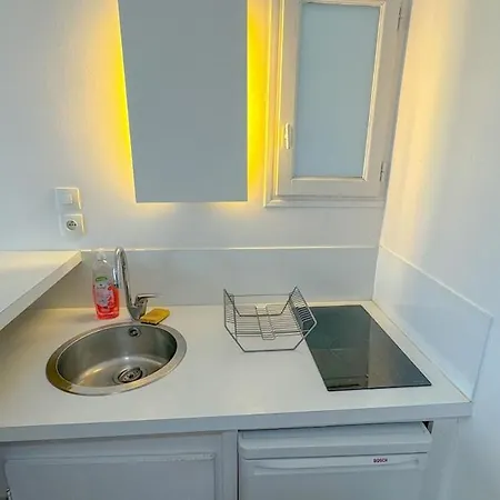 Apartment 8 Charming Loft Near Notre Dame Paris
