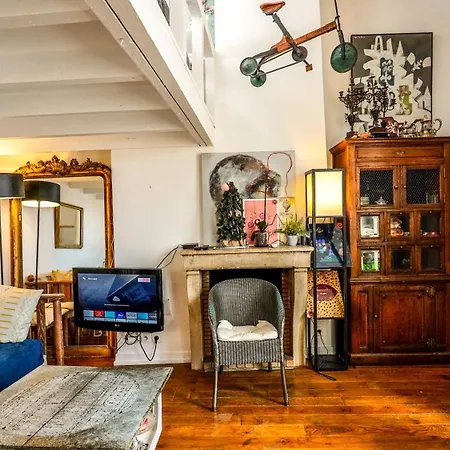 8 Charming Loft Near Notre Dame * Paris