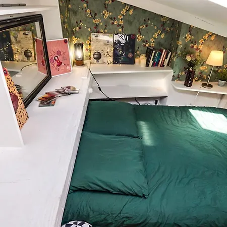 8 Charming Loft Near Notre Dame *